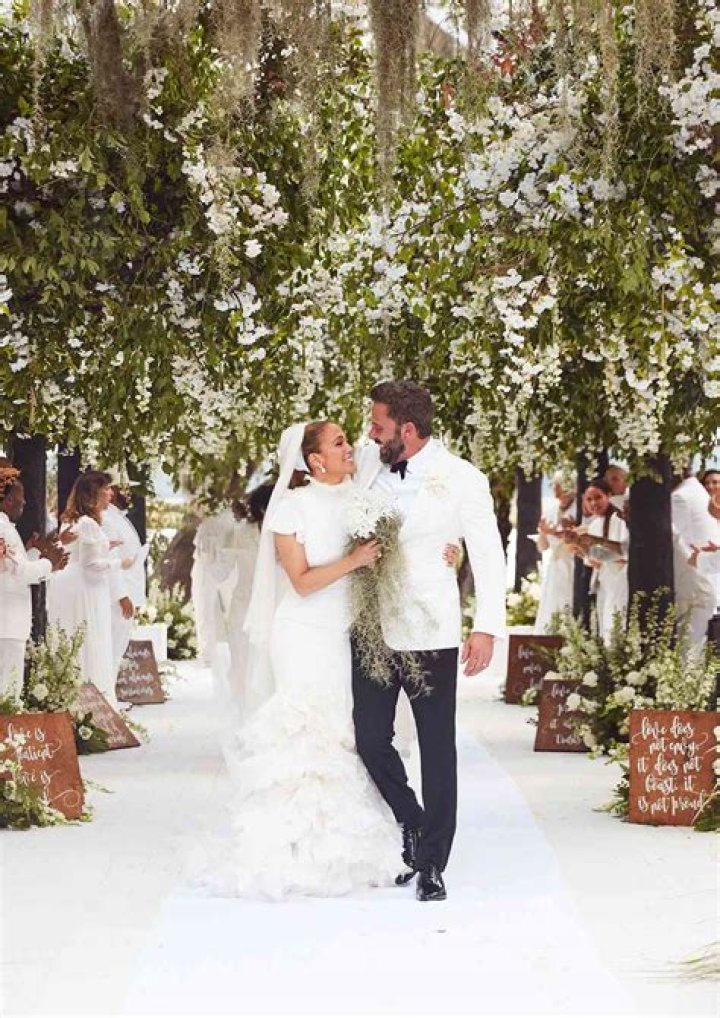 Breathtaking Moments: Lauren Daigle's Wedding Photos Showcase Radiance