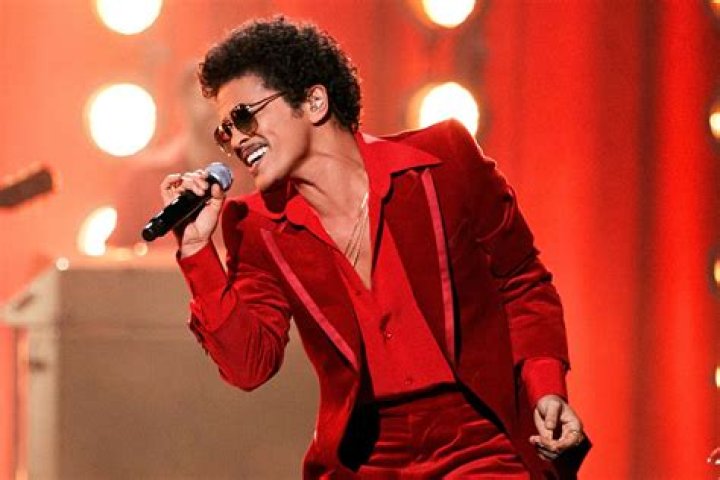 Bruno Mars' Weight: The Untold Truth