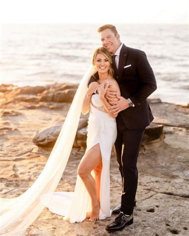 Carrie Ann Inaba Marriage Status: Still Married?