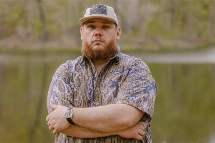 Did Luke Combs Have A Sibling? Uncovering The Facts