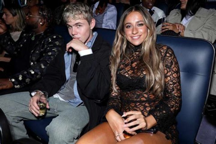 Discover The Truth: The Kid Laroi's Girlfriend Revealed