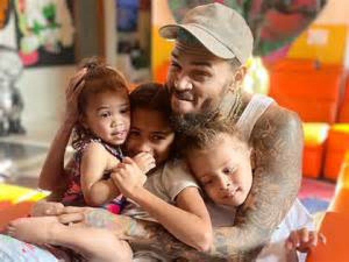 Does Chris Brown's Love Life Have A Mrs.? An Investigation Into His Marital Status
