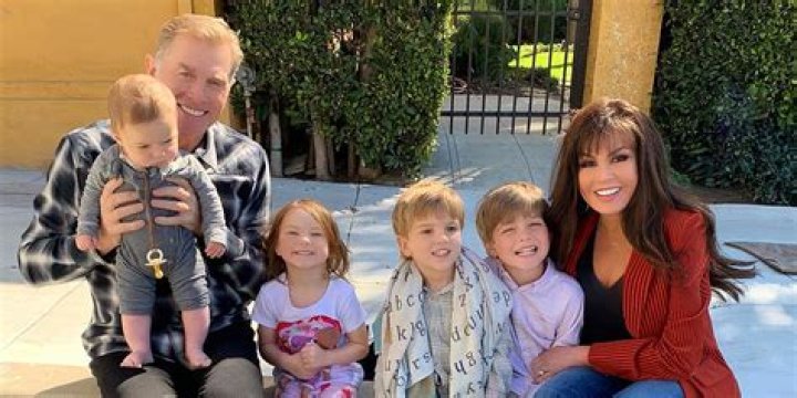 Does Maria Bartiromo Have Children? - Family Life Uncovered