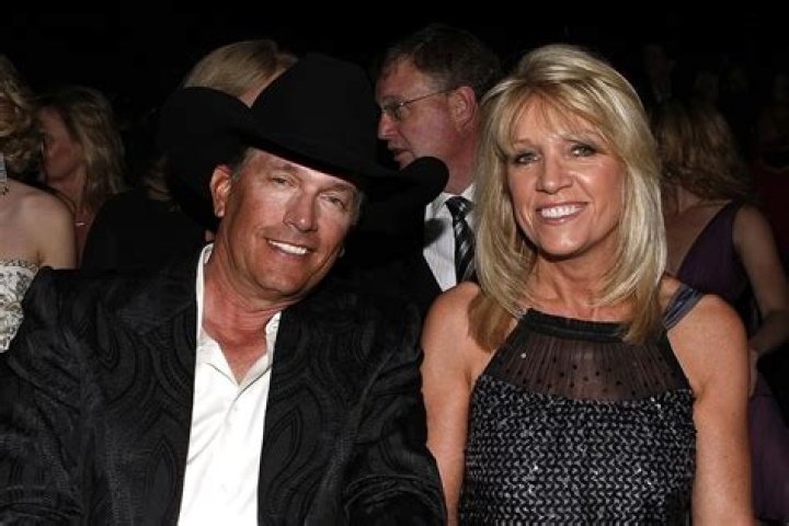 George Strait Wife