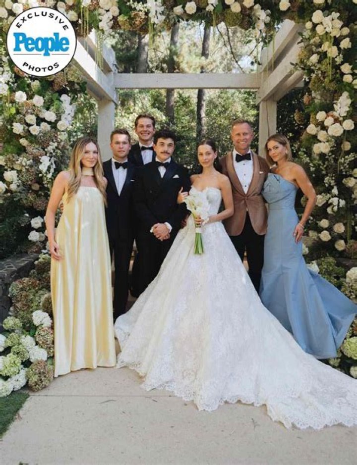 Is Steve Perry Married: The Truth About His Romantic Life
