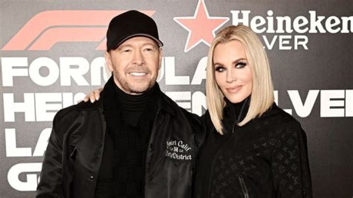 Jenny McCarthy: Donny Wahlberg's Beloved Wife