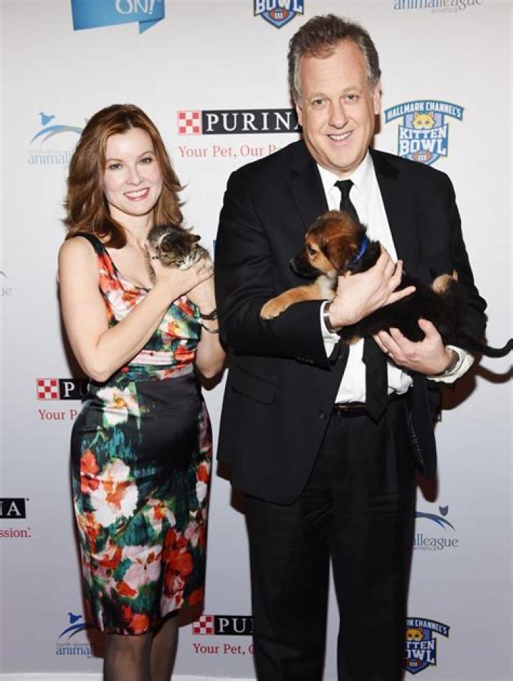 Jodi Applegate: Michael Kay's Accomplished Wife