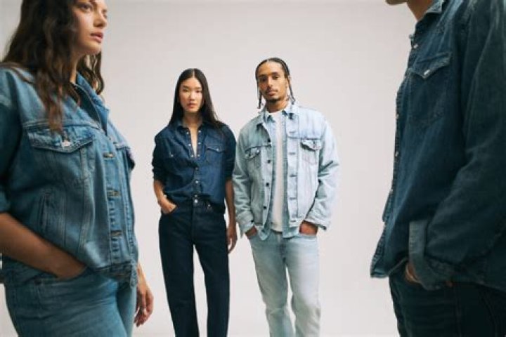 Kelley Levis: Discover The Timeless Style Of Denim Icons