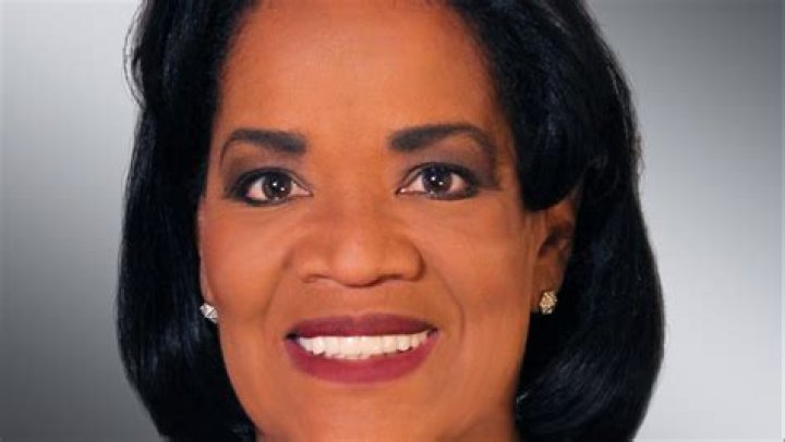 Renowned News Anchor And Political Expert