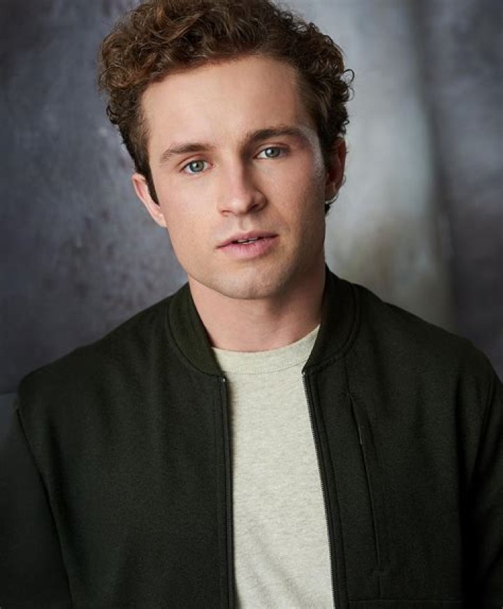 Sean Giambrone's Partner: Unveiling The Details