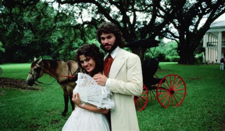 The Enduring Love Story Of Bo And Hope Brady: A Timeless Classic