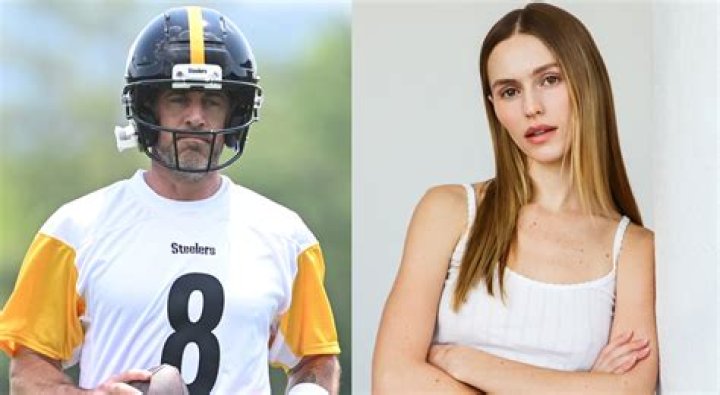 The Ultimate Guide To Aaron Rodgers And His Wife: A Deep Dive