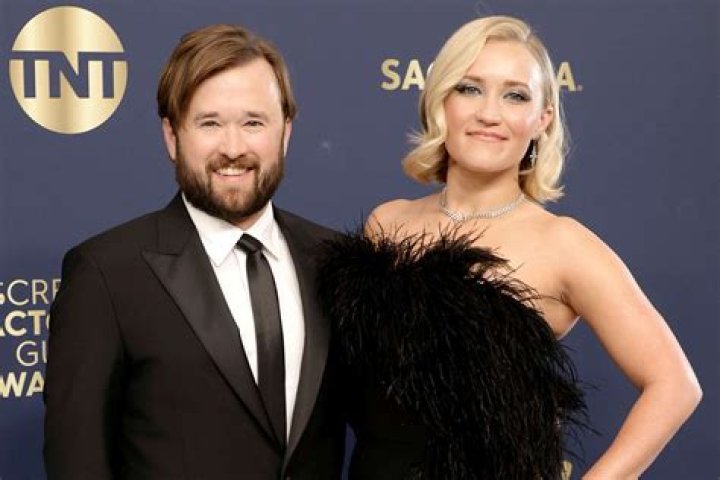 The Ultimate Guide To Emily Osment's Relationships