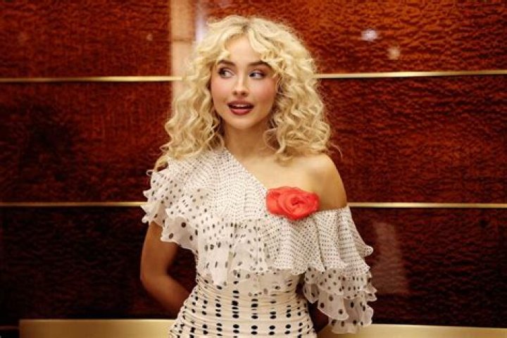 Unraveling The Connection: Is Sabrina Carpenter Related To Karen And Richard Carpenter?