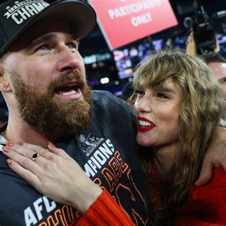Unveiling The Secrets: Taylor Swift's Inner Circle And Their Unbreakable Bond