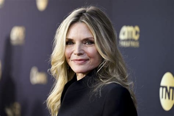 Unveiling The Timeless Beauty Of Michelle Pfeiffer: Age And Beyond
